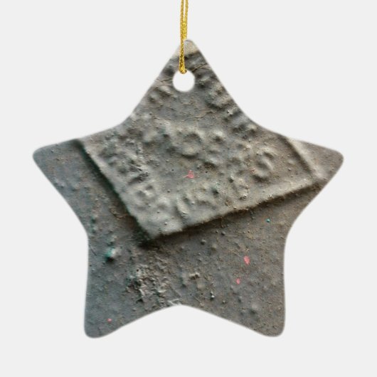 Versiegelt -- Antike Metallherstellerdichtung Keramikornament (Vorne)