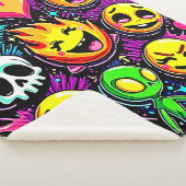 Verspielte Emoji-Explosion Sherpadecke (3/4)