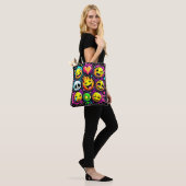Verspielte Emoji-Explosion Tasche (Am Model)