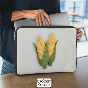 Verspielter Chic Oma's Garden Modern Crochet Corn Laptopschutzhülle