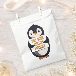 Verspielter Pinguin mit einem Schild für Ihre Nach Geschenktütchen