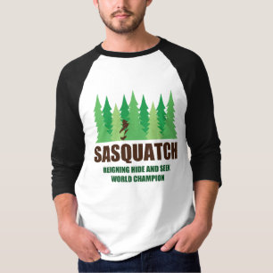 Verstecken-Weltmeister Bigfoots Sasquatch T-Shirt