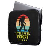 Versteckspiel Experte Bigfoot Lustig Laptopschutzhülle (Vorderseite Links)