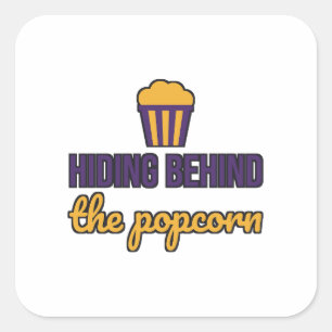 Versteckt hinter dem Popcorn-Monster-Filmnacht Quadratischer Aufkleber