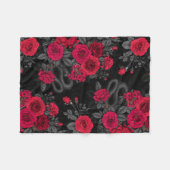 versteckt in den Rose Fleecedecke (Vorderseite (Horizontal))