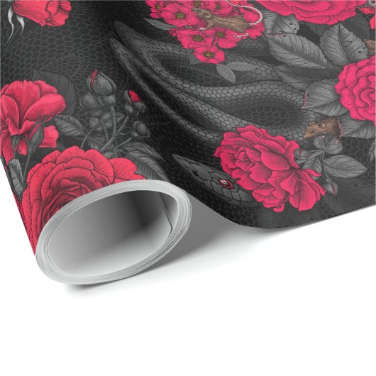 versteckt in den Rose Geschenkpapier (Rolleneckpunkt)