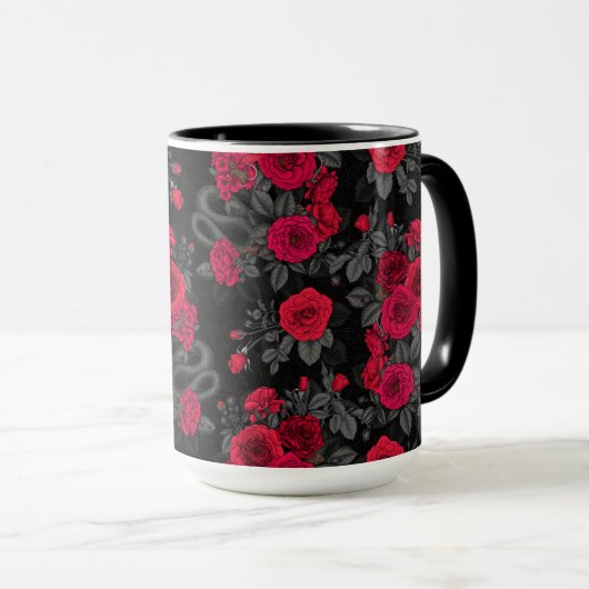 versteckt in den Rose Tasse (VorderseiteRechts)