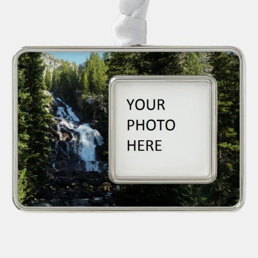 Versteckte Wasserfälle im Grand Teton Nationalpark Rahmen-Ornament Silber (Vorderseite)