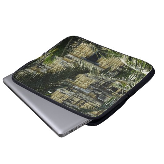 Verstecktempel Laptopschutzhülle (Vorne Knopf)