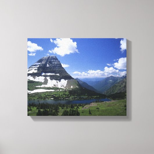 Versteckter See, Almwiesen, Felsschichten und Timb Leinwanddruck (Vorderseite)