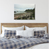 Versteckter Strand I im Redwood National Park Leinwanddruck (Insitu (Schlafzimmer))