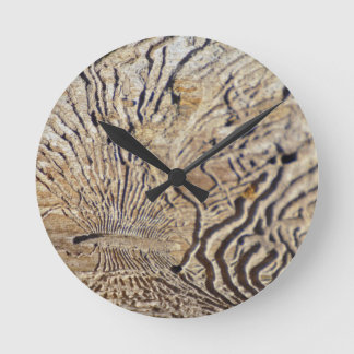 versteinert runde wanduhr