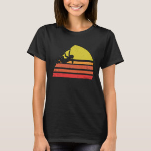 Verstörtes Retro Bouldering Rock Climbing Girl T-Shirt