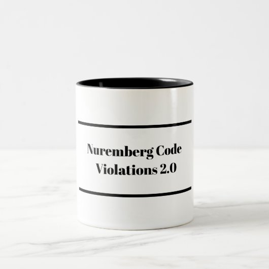 Verstöße gegen den Nürnberger Code 2.0 Tasse (Mittel)
