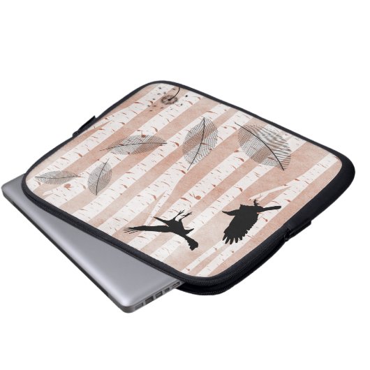 Versuchte Ermordung von Krähen im Weißen Birkenwal Laptopschutzhülle (Vorne Knopf)
