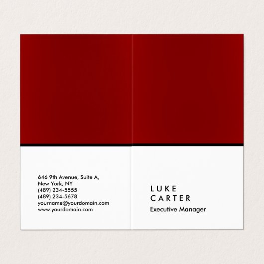 Vertikal eleganter schlichter, schwarz-weißer Mana Visitenkarten (Außenseite Aufgefaltet)