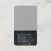 Vertikal elegantes modernes schlicht-Grauschwarz Visitenkarte (Rückseite)