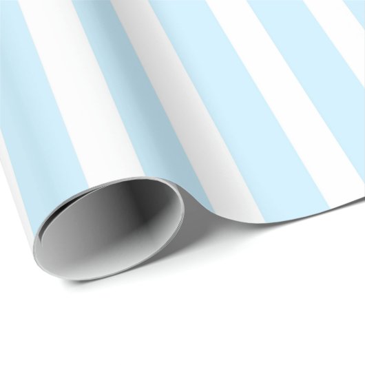 Vertikale blaue und weiße Pastellstreifen Geschenkpapier (Rolleneckpunkt)