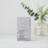 Vertikale Grauwand Beruflich Trendy Visitenkarte (Stehend Vorderseite)