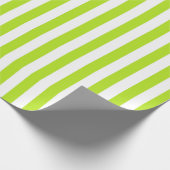 Vertikale Limone grüne und weiße Streifen Geschenkpapier (Ecke)