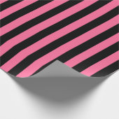 Vertikale rosa und schwarze Streifen Geschenkpapier (Ecke)