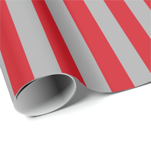 Vertikale Rot- und Silberstreifen Geschenkpapier (Rolleneckpunkt)