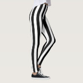 Vertikale Schwarz-Weiß-Streifen Leggings (Rechts)