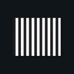 Vertikale schwarz-weiße klassische Streifen Leinwanddruck<br><div class="desc">Eine festliche Retro-Dekoration in horizontaler oder vertikaler Art und Weise ist ein moderner klassischer Grafikdesign-Stil, der immer für ein tolles Geschenk für sich selbst oder für jemanden, der auf Ihrer Liste, die sicher einen Eindruck bei jedem festlichen Anlässe. E-Mail mit dem unten stehenden E-Mail-Link "Diesen Designer Gefragt" für spezielle Designanfragen...</div>