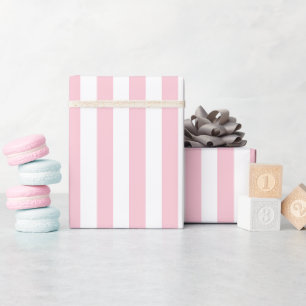 Vertikale Streifen Babyrosa und weiß gestreift Geschenkpapier