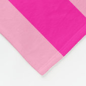 Vertikale Streifen in rosa Fleecedecke (Ecke)