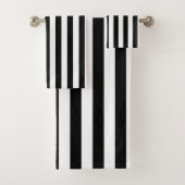 Vertikale Streifen in Schwarz und Weiß Badhandtuch Set (Insitu)