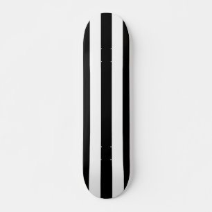 Vertikale Streifen schwarz und weiß gestreift Skateboard