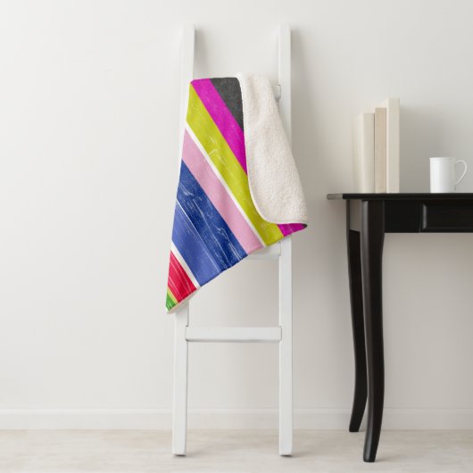 Vertikale Streifen Sherpadecke (Beispiel)