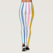 Vertikaler Pastellregenbogen und weiße Streifen Leggings (Rückseite)