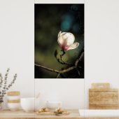 Vertikales Budding Magnolia Poster (Küche)
