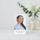 Vertikales Foto mit moderner minimaler beruflicher Visitenkarte (Stehend Vorderseite)