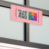 Vertikales QR-Code-Firmenlogo im Freien Rosa Banner (Draußen Gebäude)