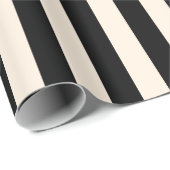 Vertikales Streifenmuster in Schwarz und Creme Geschenkpapier (Rolleneckpunkt)