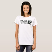 Vertraue der Schere in meinen Händen T-Shirt (Vorne ganz)