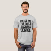 Vertraue mir, dass ich einen Spaß für einen Abschl T-Shirt (Vorne ganz)