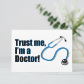 Vertraue mir, ich bin Doktorand Einladung (Stehend Vorderseite)