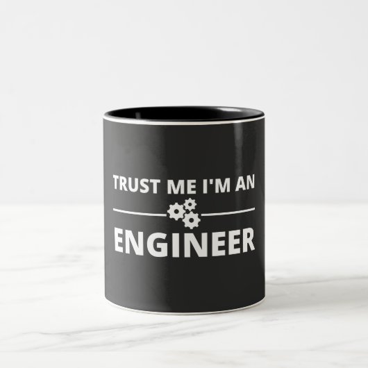 Vertraue mir, ich bin Ingenieur Zweifarbige Tasse (Mittel)