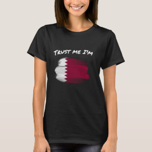 Vertraue mir, ich bin Katar - Vintages Katar Flag  T-Shirt
