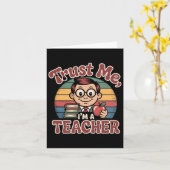 Vertraue mir Ich bin Lehrerin - Funny Teacher Cart Karte (Gelbe Blume)