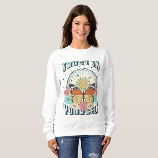 Vertrauen in dich selbst | Sonne und Schmetterling Sweatshirt (Vorne ganz)