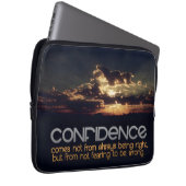 "Vertrauen" Inspiration Laptopschutzhülle (Vorne Rechts)