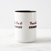 Vertrauen Sie, dass ich ich ein Kriminologe bin Zweifarbige Tasse (Mittel)