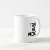 Vertrauen Sie dem Prozess Kaffeetasse (VorderseiteRechts)