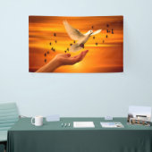 Vertrauen Sie Gott mit Taube in der Hand Banner (Messeveranstaltung)