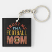 VERTRAUEN SIE MIR, EINE FUSSBALL-MAMA ZU SEIN SCHLÜSSELANHÄNGER (Rückseite)